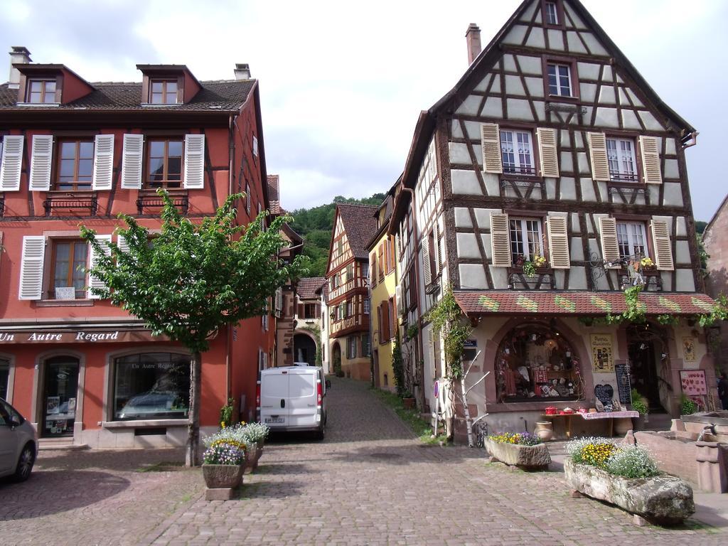 La Roseraie * Freland
